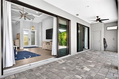 GOLF VIEWS! BEAUTIFUL 3 BEDROOM, 2 BATH, 3-CAR GARAGE HOME IN - photo 26