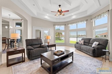 Beautiful custom-built 3BR/3.5BA lakeside home in the South - photo 32
