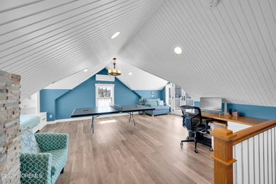 Stunning custom-designed 4BR, 3BA waterfront home on a wide - photo 35