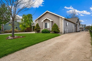 Rare opportunity to own this beautifully updated custom ranch on - photo 45