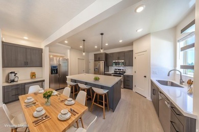 Beautifully maintained townhome in the desirable Springwater - photo 5