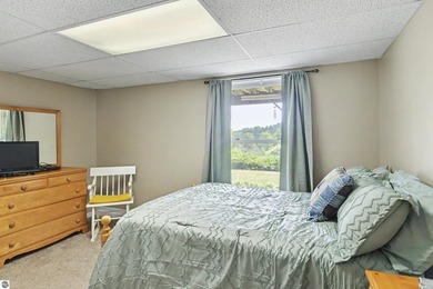 Rare opportunity to own a spacious 10 bedroom country estate on - photo 50
