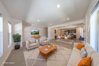 Beautifully maintained townhome in the desirable Springwater - photo 10