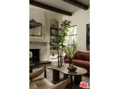 Built in 1924 by aviation pioneer Earle Ovington, Casa Loma is - photo 9