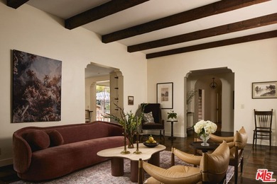Built in 1924 by aviation pioneer Earle Ovington, Casa Loma is - photo 10