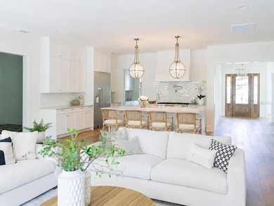 Virtually Staged. A rare blend of timeless elegance and modern - photo 7