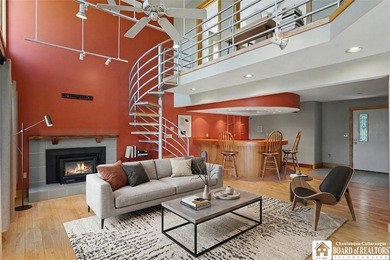Experience the kind of lake lifestyle people dream about at 5 - photo 15