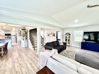 Stunning Executive Home in Indian Springs - 4 Beds | 3.5 Baths | - photo 18