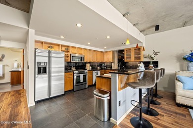 Experience elevated waterfront living in one of Coeur'd'Alene's - photo 36