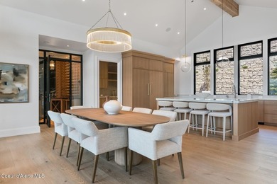 Experience refined WATERFRONT living in this 6,500+ sq ft - photo 8