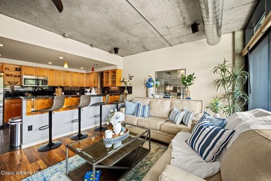 Experience elevated waterfront living in one of Coeur'd'Alene's - photo 39