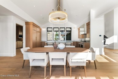 Experience refined WATERFRONT living in this 6,500+ sq ft - photo 10