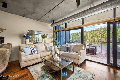 Experience elevated waterfront living in one of Coeur'd'Alene's - photo 42