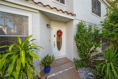 Enjoy some of the BEST VIEWS from this SPACIOUS GOLF-FRONT VILLA - photo 3