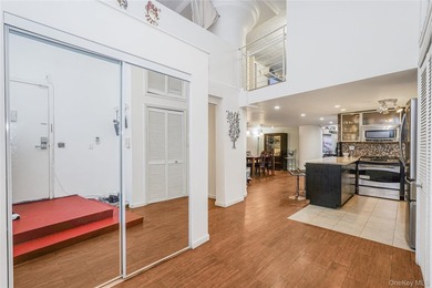 Open House 4/18/26 12:30-2 pm___Enter apt. 1D and take in - photo 2