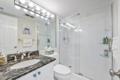 LOVELY 1ST FLOOR UNIT WITH MODERN KITCHEN AND BATHS. 2019 A/C - photo 17