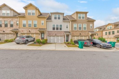 Lake Townhome/Townhouse For Sale in Mableton, Georgia