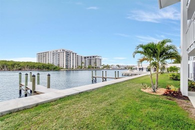 LOVELY 1ST FLOOR UNIT WITH MODERN KITCHEN AND BATHS. 2019 A/C - photo 27