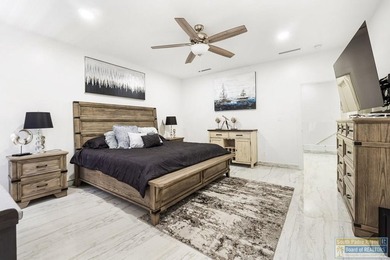 Beautiful two-story property offering 3 bedrooms and 2.5 baths - photo 30
