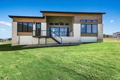 549 Mayapple in Tuscan Village offers 2,659 sq. ft. of living - photo 31