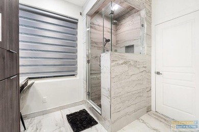 Beautiful two-story property offering 3 bedrooms and 2.5 baths - photo 32