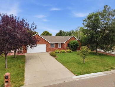 Experience Colorado living at its best in this beautifully - photo 3