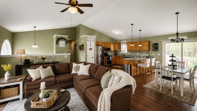 Built in 2002 and located in a quiet Riverview development, this - photo 3