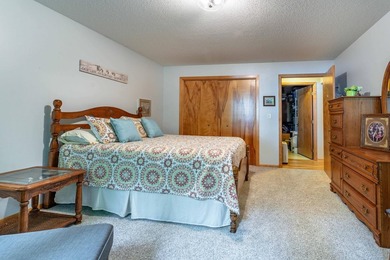 Welcome to lake life! This property truly offers everything you - photo 31
