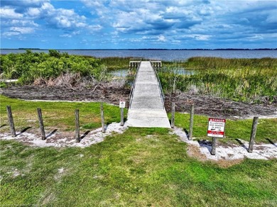 WATERFRONT HOME on almost 1/2 acre. Dock with boathouse and lift - photo 32