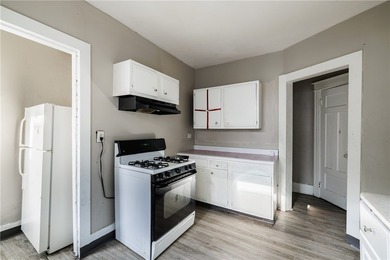 Rare opportunity to acquire a 4-unit multifamily property with - photo 37