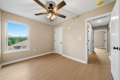 Discover quality craftsmanship and modern comfort in this - photo 38