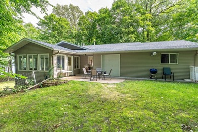 Welcome to lake life! This property truly offers everything you - photo 49