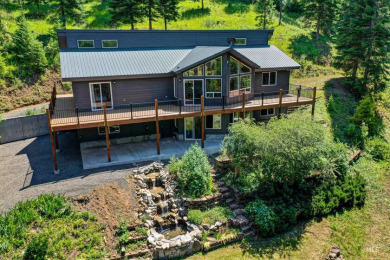(private lake, pond, creek) Home For Sale in Riggins Idaho