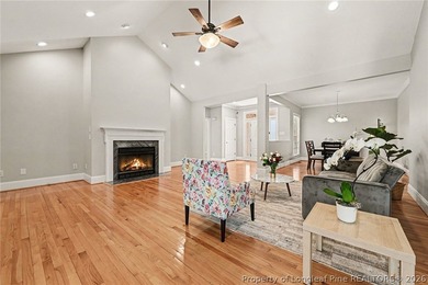 Rare main-level living in Treyburn with private wooded views and - photo 5