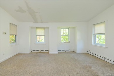 Tudor home located in one of the most sought after waterfront - photo 14