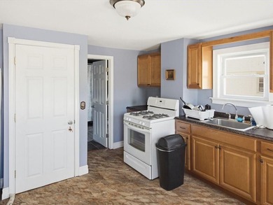 Lovingly maintained by the same owner for the past 30 years - photo 15