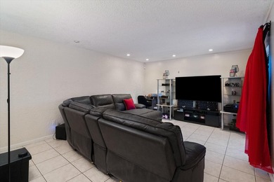 2BR/2BA corner townhouse with a 2024 new roof and hurricane - photo 6