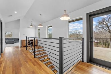 First time to market, this custom estate built by Kenneth Graham - photo 19