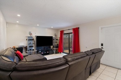 2BR/2BA corner townhouse with a 2024 new roof and hurricane - photo 9