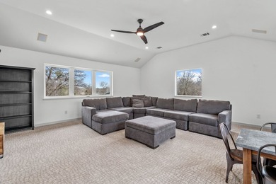 First time to market, this custom estate built by Kenneth Graham - photo 21