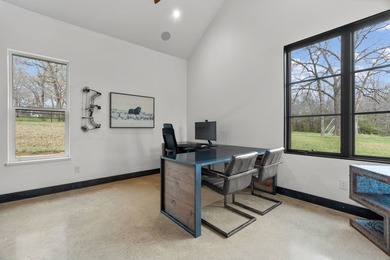 First time to market, this custom estate built by Kenneth Graham - photo 25