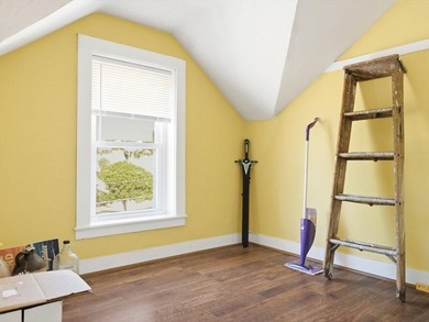 Lovingly maintained by the same owner for the past 30 years - photo 25