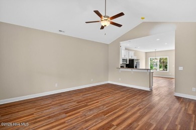 Another ''Magnolia Contractors'' offering. This home was built - photo 3