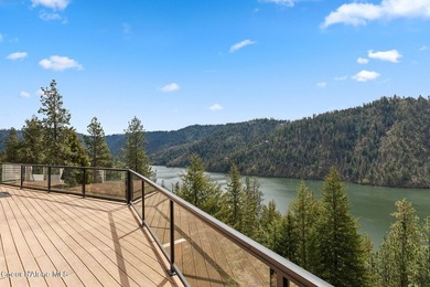 A rare find - this Fernan Lakefront property comes with the best - photo 3