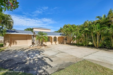 Just one block from the sparkling shores of Indialantic, this - photo 3
