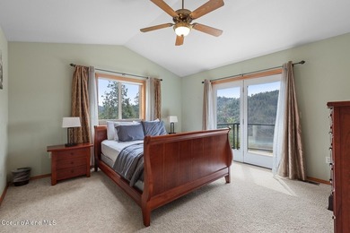 A rare find - this Fernan Lakefront property comes with the best - photo 6
