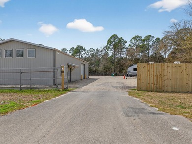 Potential barndominim and Income-producing industrial property - photo 32
