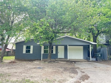 Lake Home For Sale in Tyler, Texas