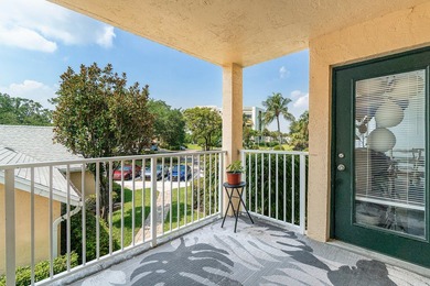 Beautifully renovated 2-bedroom, 2-bath end-unit condo in the - photo 19