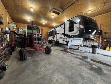 Showings Begin THURSDAY JUNE 4TH. The best of both worlds - 18 - photo 21